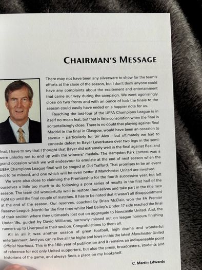 Manchester United Official Yearbook 2002