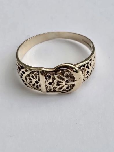 Vintage 9ct Yellow Gold Gents Buckle Ring