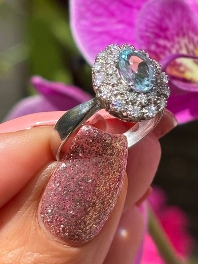 Vintage Aquamarine and Diamond 18ct Gold Cluster Ring