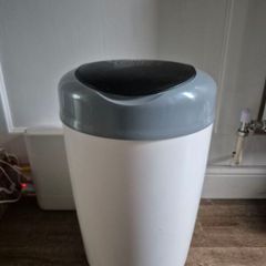 Tommee Tippee Simplee Sangenic bin