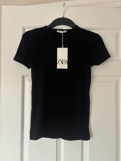 Zara black ribbed tshirt new size S
