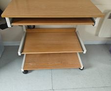 Computer desk