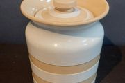 Fabulous RARE Collectable Traditional Cornishware Storage Jar in the Very Rare and Discontinued Gold &amp; White Colourway, TG Green, Restyled by Judith Onions, Circa 1968 to 1975