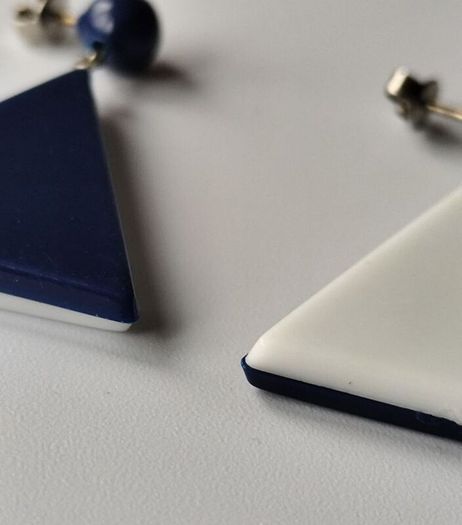 1980s Vintage Two Tone Triangle Geometric Earrings
