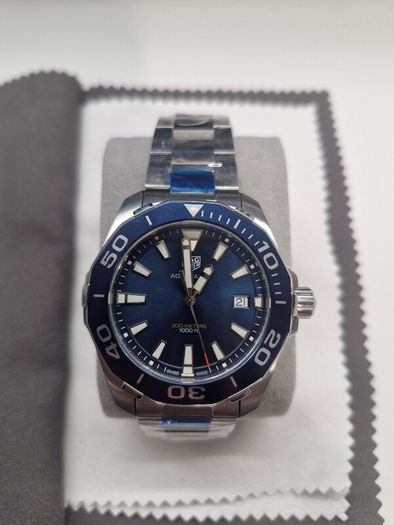 TAG Heuer Aquaracer 300m  Swiss Made Diver
