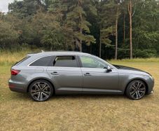 Audi A4 Avant S-line / Highest Spec  / Low Milage