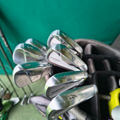 Bridgestone J33 forged irons 4-pw R300 Dynamic gold