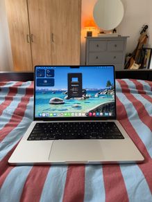 Macbook Pro 14-Inch 2021 M1 16GB 500GB