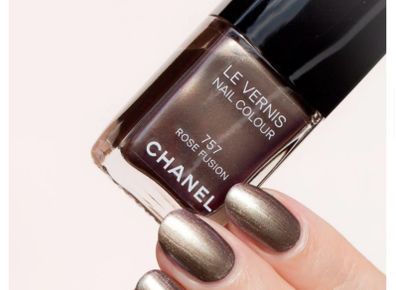 Limited Edition Le Vernis Nail Colour 757 Rose Fusion Chanel ( Vintage)
