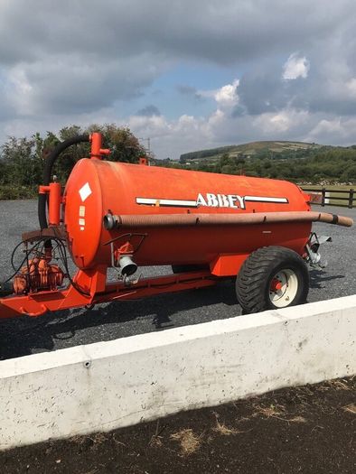 1600 Gallon Abbey Tanker