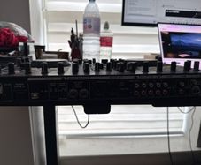 Denon DJ controller MC-6000