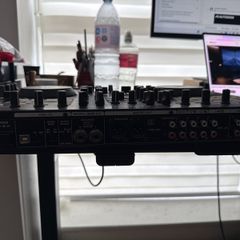 Denon DJ controller MC-6000
