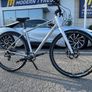 BMW Urban Bike 29 Disc Brakes Shimano Deore Image 3