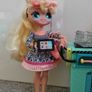 LOL playset and a doll Image 5
