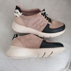 Hispanita trainers