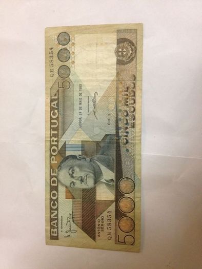 Full set of Portuguese notes from 1970s