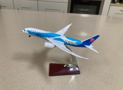 Boeing 787 Dreamliner China Southern 1/400