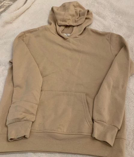2 Hoodies