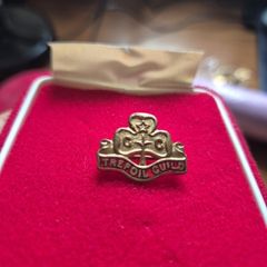 Vintage Girl Guild Trefoil Promise Badge