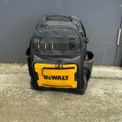 dewalt tool bag