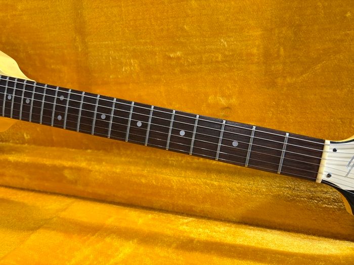 Greco FV-600 Flying V White 1978