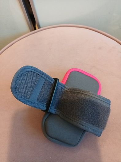 sport arm purse