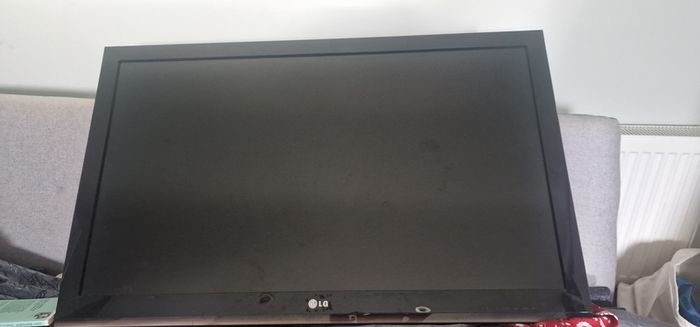LG Flat Screen TV (not smart)