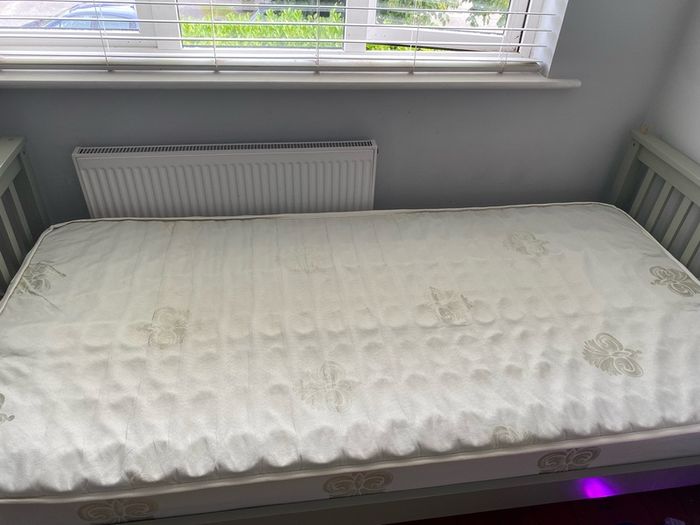 single bed