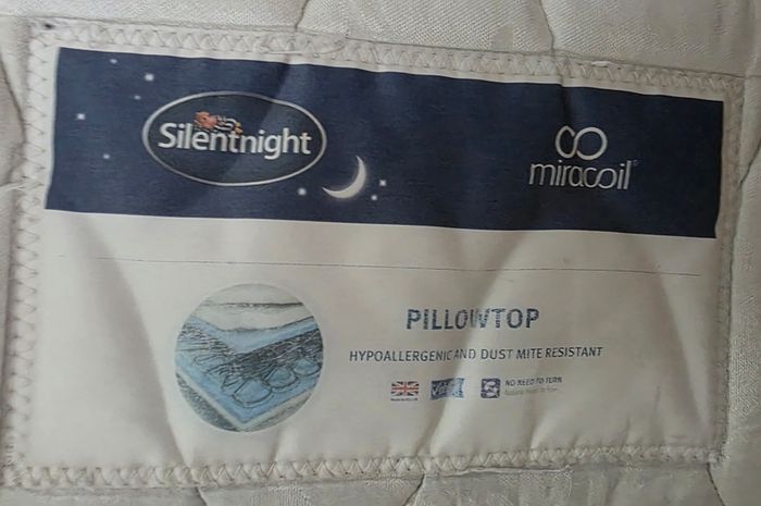 single bed mattress with protector