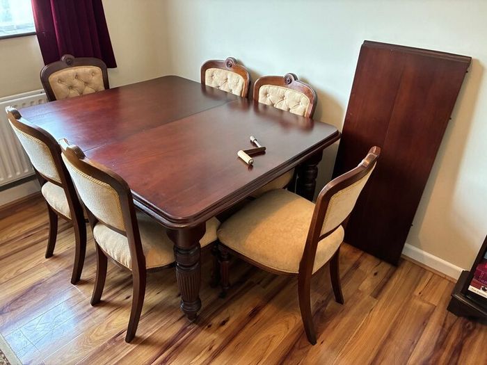 Mahogany dining table