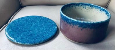 Ceramic pot with lid