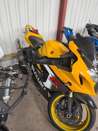 K5 Gsxr 750 for breaking
