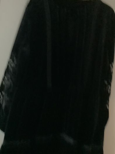 Ladies beautifull black velvet dress from gallery worn once beautiful lace sleeves size 20