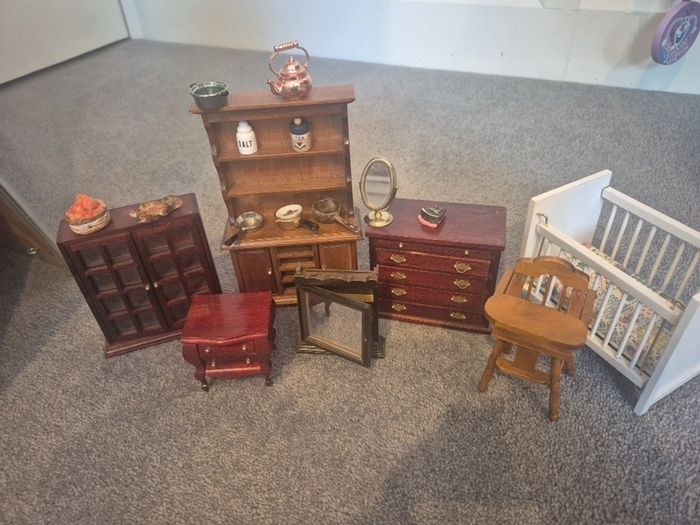 dolls house furniture wood