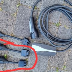 Tesla Mobile Charger (UMC Gen 2) Up to 7kw / 32amp!