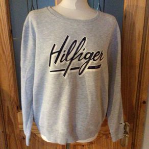 Hilfiger Denim grey marl sweat shirt Size XL includes post