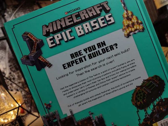 Minecraft Epic Bases: Builds To Spark Your Imagination ! Hardcover ! 2020 ! by Egmont !