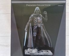 Darth Vader 1/7 scale ( Not hot toys)