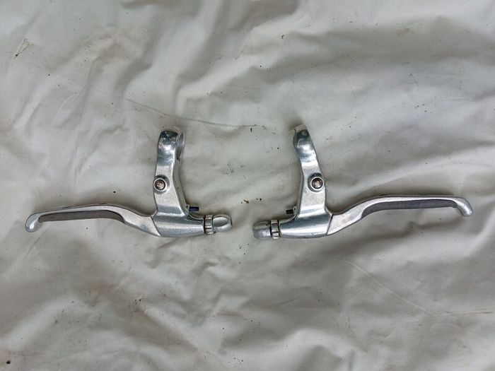 Aluminium levers, good condition.