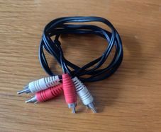 2 x RCA audio cable 1.5m
