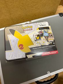 Pokemon Celebrations Collectors Chest - 25th Anniversary