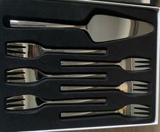7 piece cake cutlery set