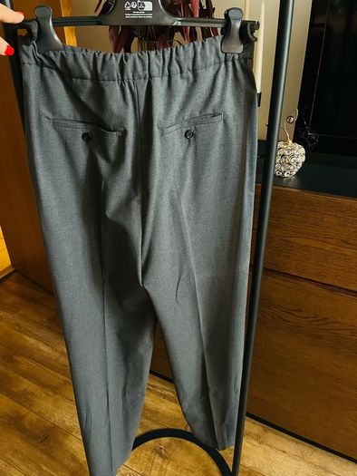 Pinko grey trousers