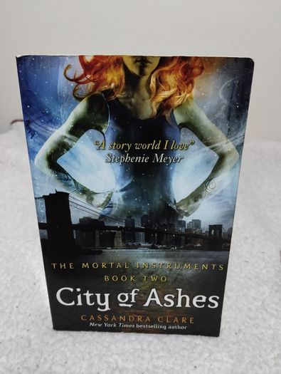 Cassandra Clare Shadowhunter city of bones story Books