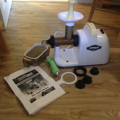 Juicer , Lexen live enzyme juicer