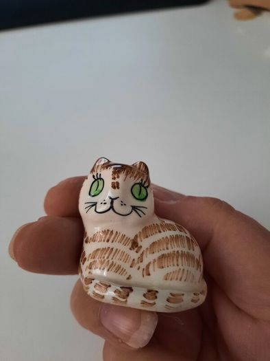 Philip Laureston Ceramic Cat