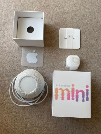 White Apple HomePod Mini