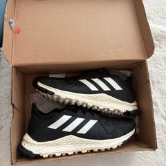 hockey shoes