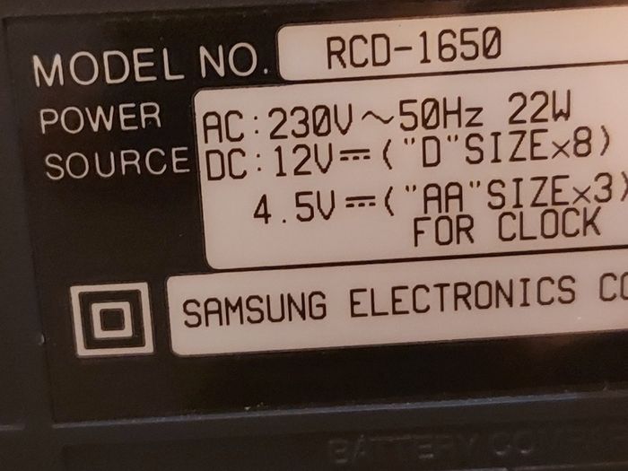 Samsung CD Player Stereo Radio Cassette Recorder, Model RCD-1650, Dual Tape Deck and Radio working fine, CD Player struggling to spin