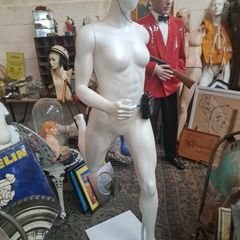 Running Female Mannequin